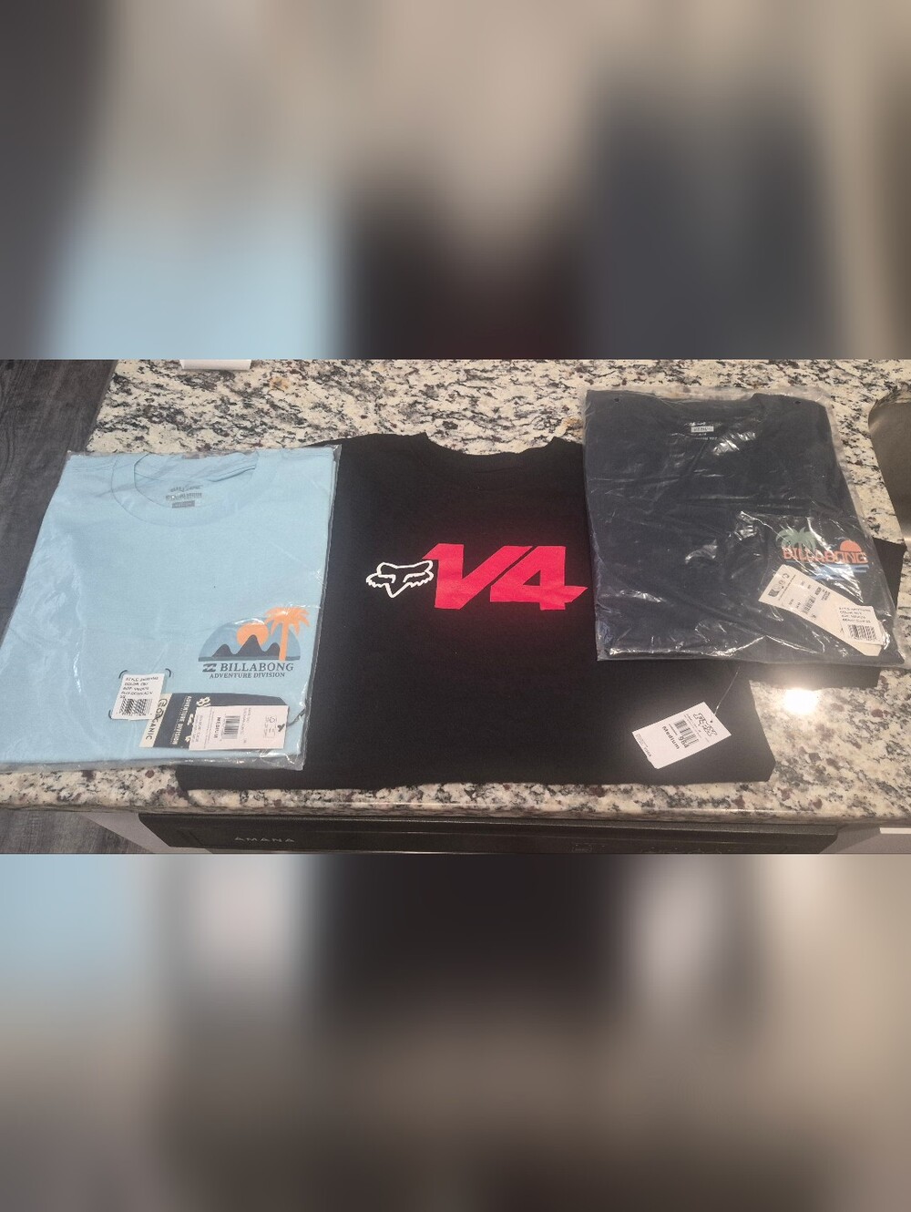 Billabong Mens Light Blue and Navy  Short Sleeve, Fox Black  Logo Tee Pack
